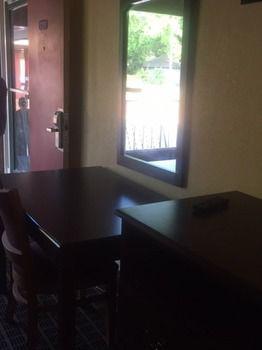 Palmetto Inn And Suites Orangeburg Kültér fotó